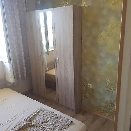Апартамент Камелия Гардън Apartamento